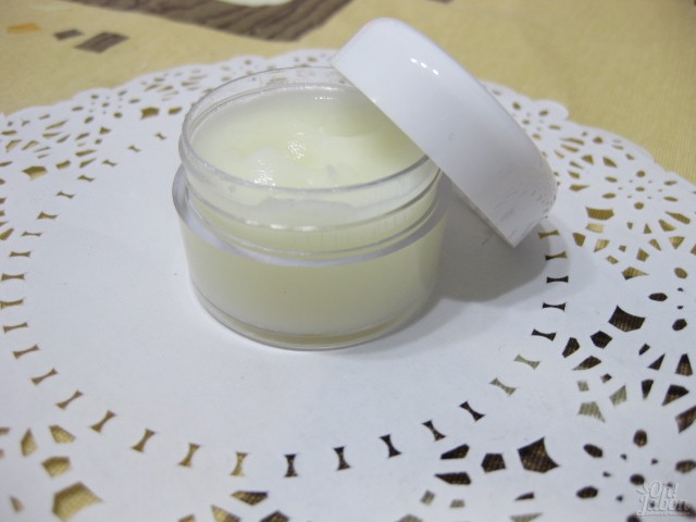 Crema hidratante de azahar para pieles secas